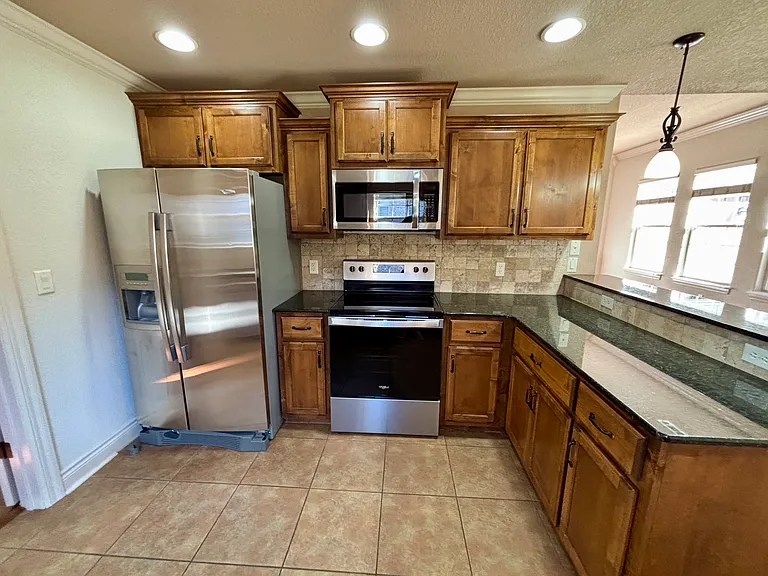 138 Stoney Pointe Dr — Photo 9