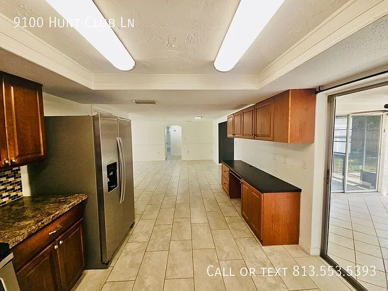 9100 Hunt Club Ln — Photo 21