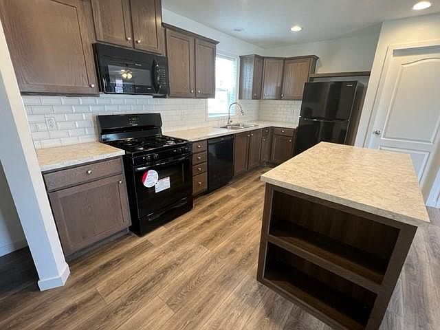 1st image of 250 SE Laurel St #2323