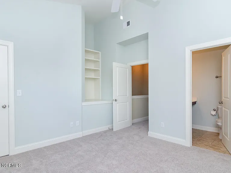 4954 Exton Park Loop — Photo 17