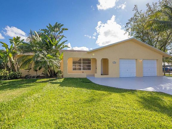 5th image of 11550 SW 17th Ct