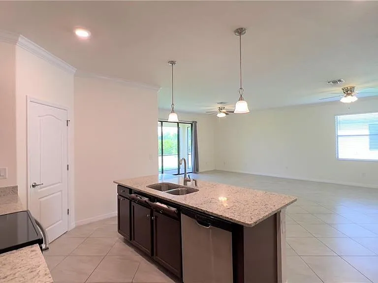 14060 Vindel Cir — Photo 9