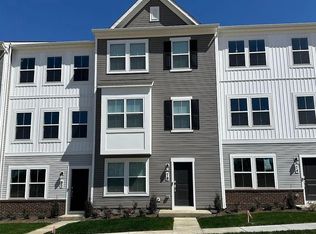 400 18th Ave, Ranson, WV 25438