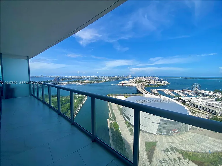 888 Biscayne Blvd #3407 — Photo 10