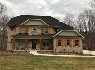 8402 Robert Mohr Ct, Greensboro, NC 27455