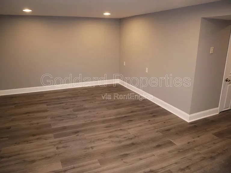 5916 Northwood Dr — Photo 20