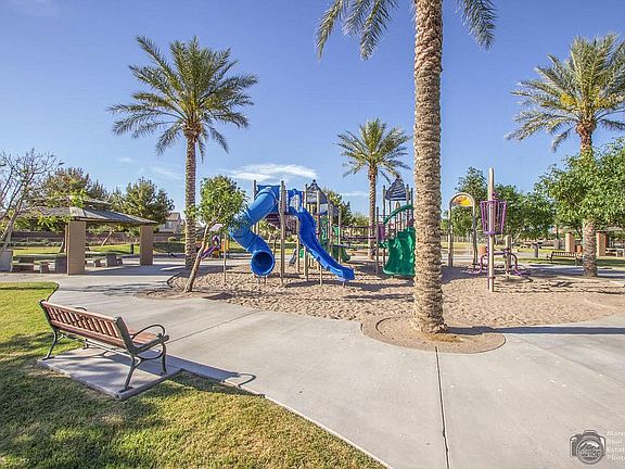 5th image of 44355 W Oster Dr