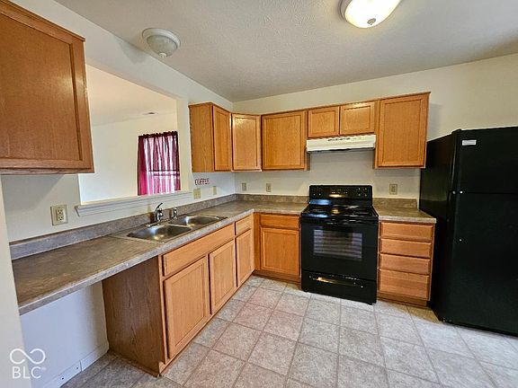 4th image of 2164 Rossington Ln