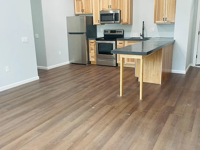 27 Farview St — Photo 18