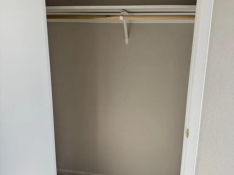 1001 W Wayne St #6-B — Photo 8