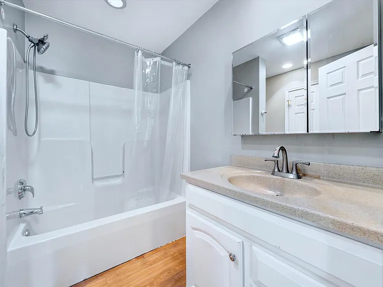 5 Comet Ct — Photo 20