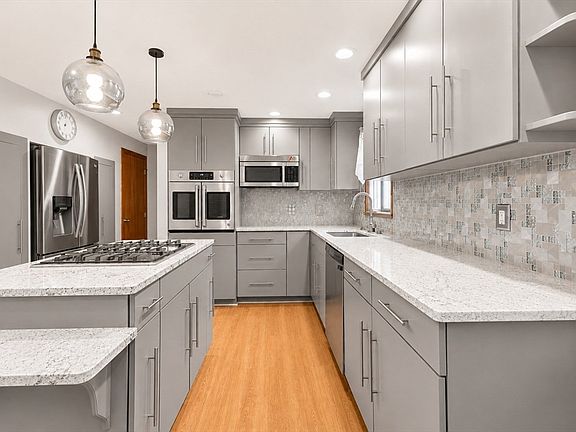2nd image of 124 Pacella Park Dr Unit 124