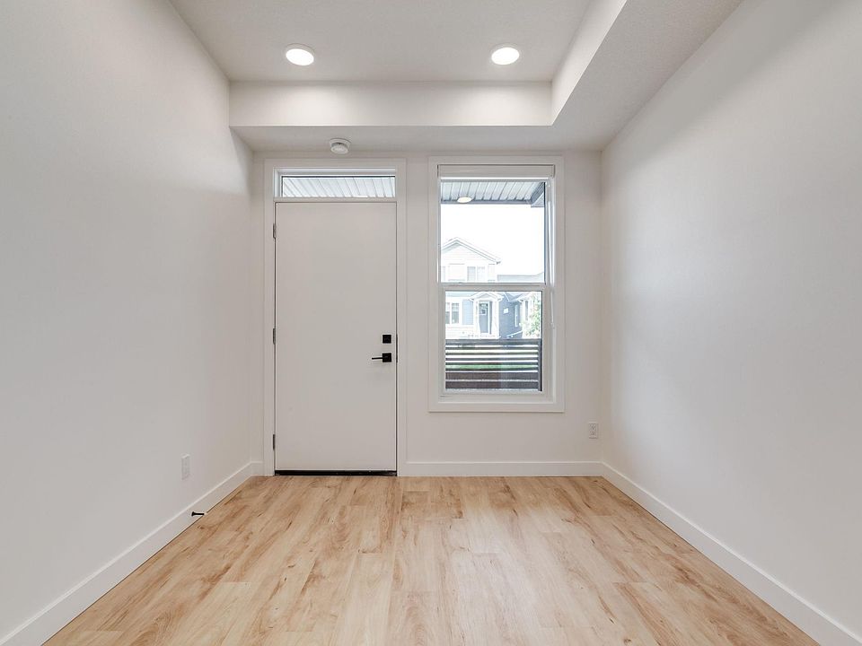 1st image of 16231 19th Ave SW #1