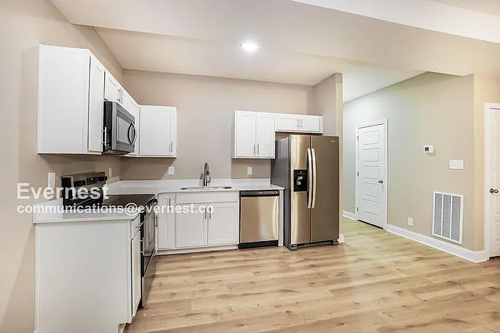 3385 Polly Dr #11 — Photo 6