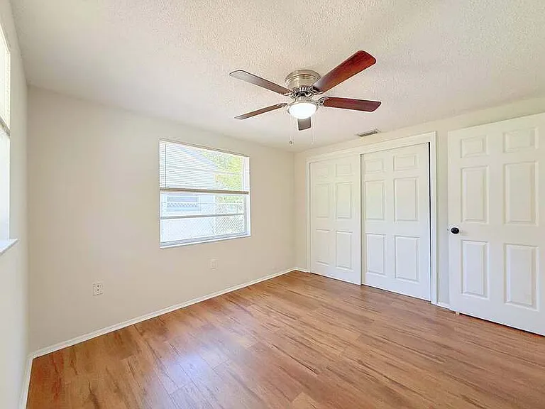 15839 Villa Dr — Photo 30