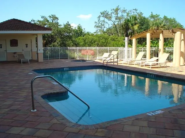 3 bed, 2.5 bath, 1746 sqft, $2,900 — Photo 3