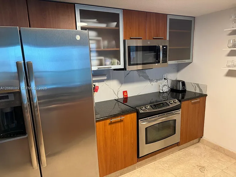 1800 N Bayshore Dr #1609 — Photo 8