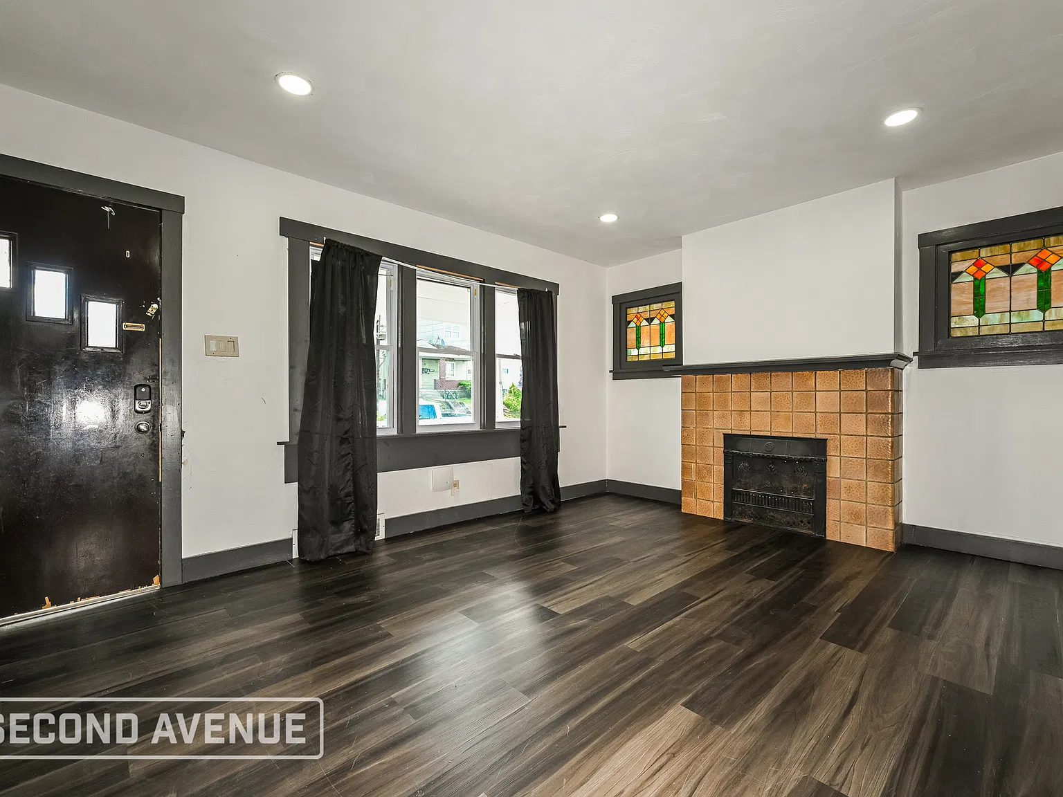 3 bed, 1.0 bath, 1129 sqft, $1,139 — Photo 4