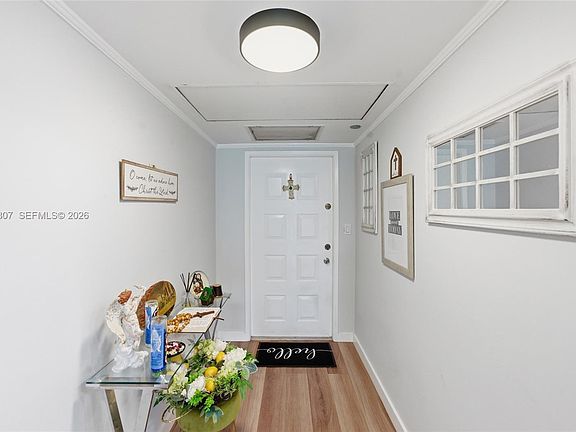 3rd image of 625 Oaks Dr APT 304