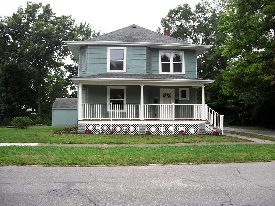 1st image of 1027 Edwardsburg Ave