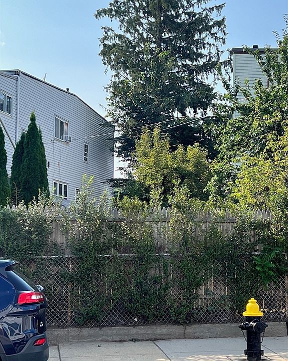 2nd image of 443 Bennington St