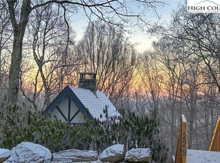 229 & 227 Charter Hills Rd, Banner Elk, NC 28604