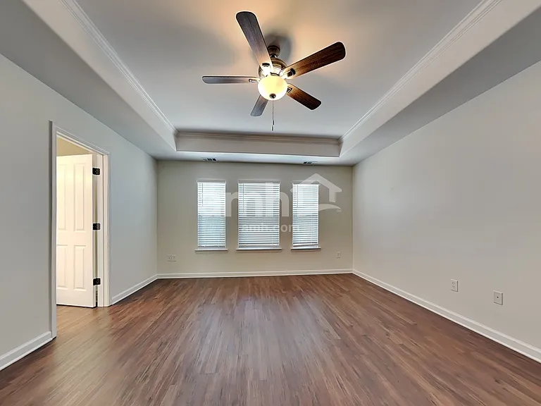 625 Summer Hill Way — Photo 9