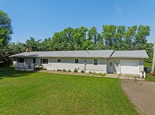 101 149th Ave SW, Minot, ND 58701