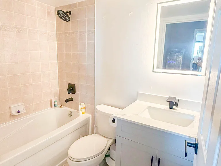 23 Hollywood Ave #3507 — Photo 6