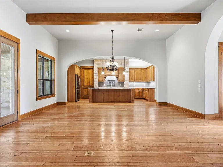 203 Pristine Ln — Photo 9