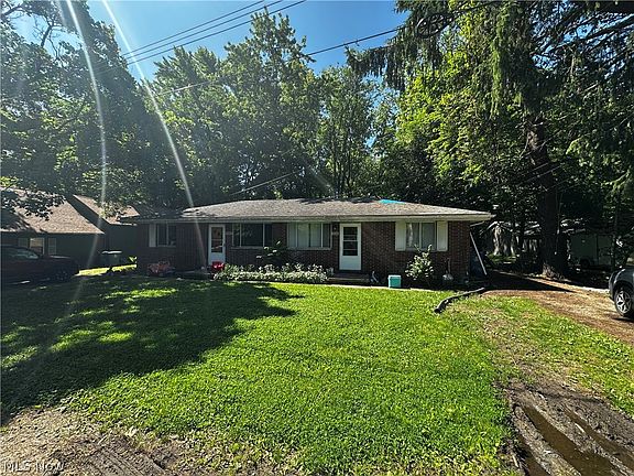 3rd image of 525 Irma St
