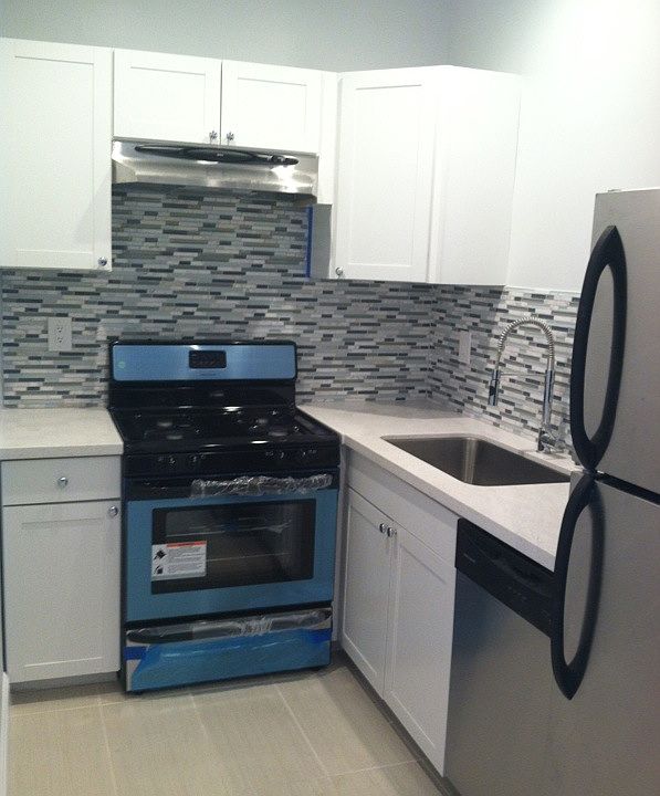 1st image of 1625 Park Ave