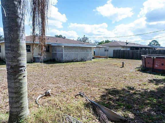 3rd image of 2201 Lotus Rd