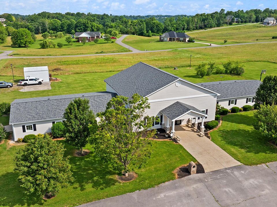 1st image of 1 Club House Dr