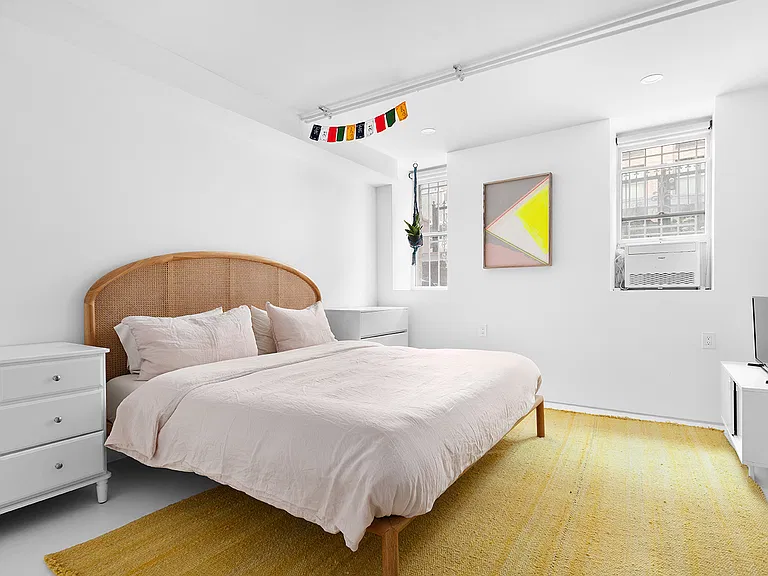 50 Clay St #1 — Photo 12