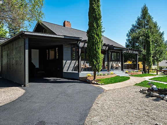 4th image of 5908 SW 45th Ave