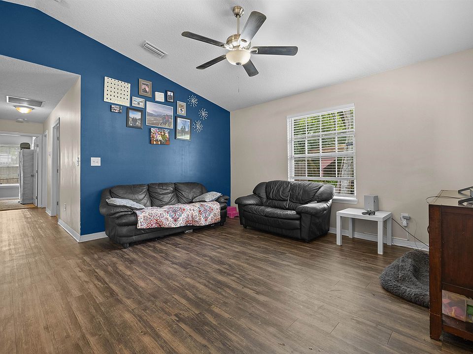 1st image of 461 S Nassau St