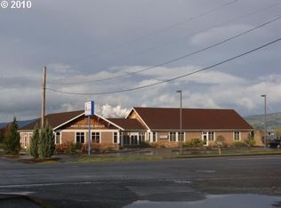 101 W 5th St, Rainier, OR 97048