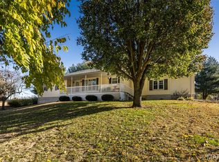 40 Ridge St, Moro, IL 62067