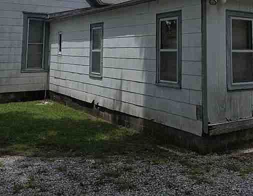 5th image of 111 N Ash St