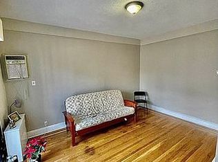32-42 35th St #1, Astoria, NY 11106
