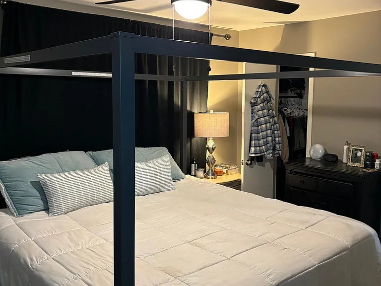 408 E Aquarium Pl #D — Photo 6