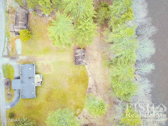 3rd image of 74 Stoney Creek Dr