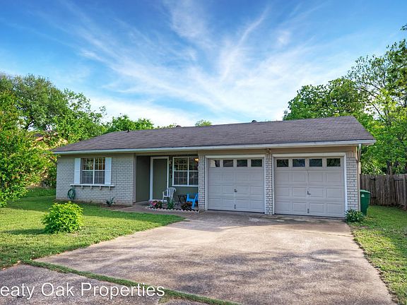 3rd image of 403 Westmorland Dr