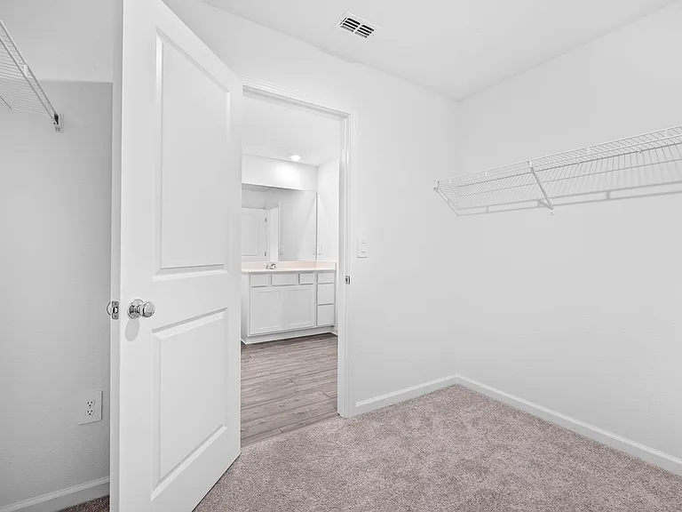 14491 NW 165th Pl — Photo 8