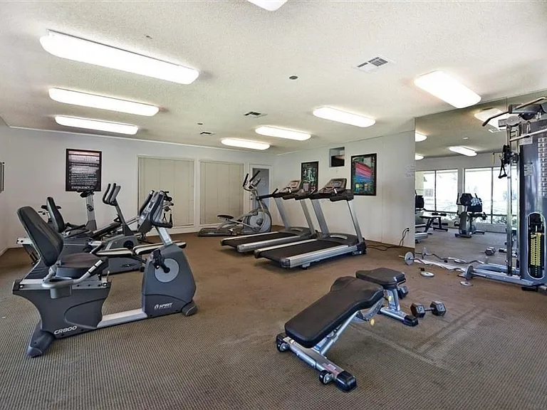 432 Edgehill Ln #71 — Photo 16