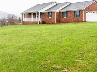 38 Spottswood Rd, Greenville, VA 24440