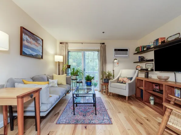 490 River Road #32, Manchester, NH 03104