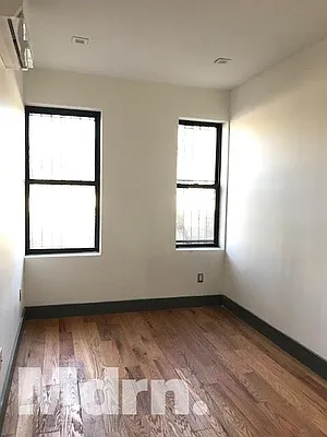 Rented by Mdrn Residential | media 23