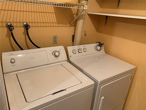 3rd image of 7326 SW 8th Ct